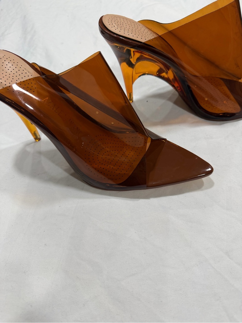 AKIRA Amber Brown Pointed Toe Vinyl Slide Heels - Picture 2 of 4